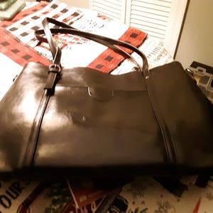 S Zone Tote black leather